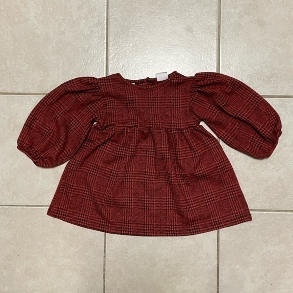 Houndstooth puff sleeve dress